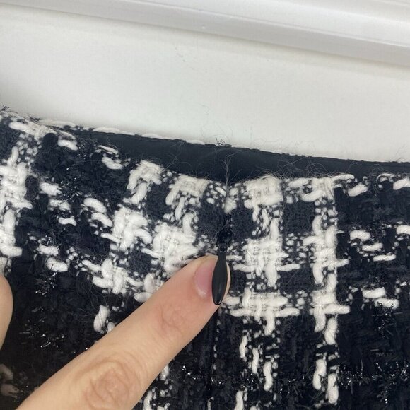 Ann Taylor Factory Women's Tweed Black White Pencil Skirt Size 4 Preppy - Picture 4 of 8